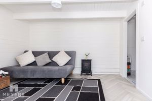 Photo 30- click for photo gallery